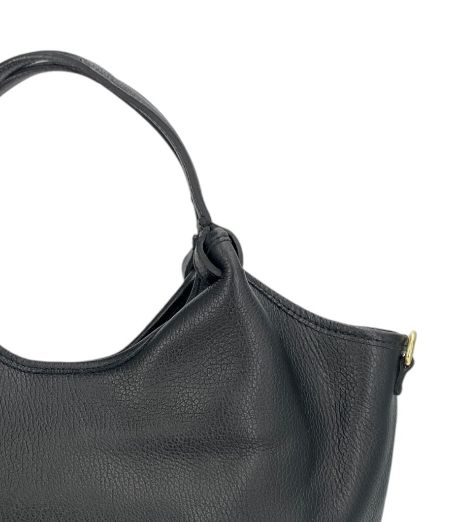 Charlotte - Design morbido, anima forte.