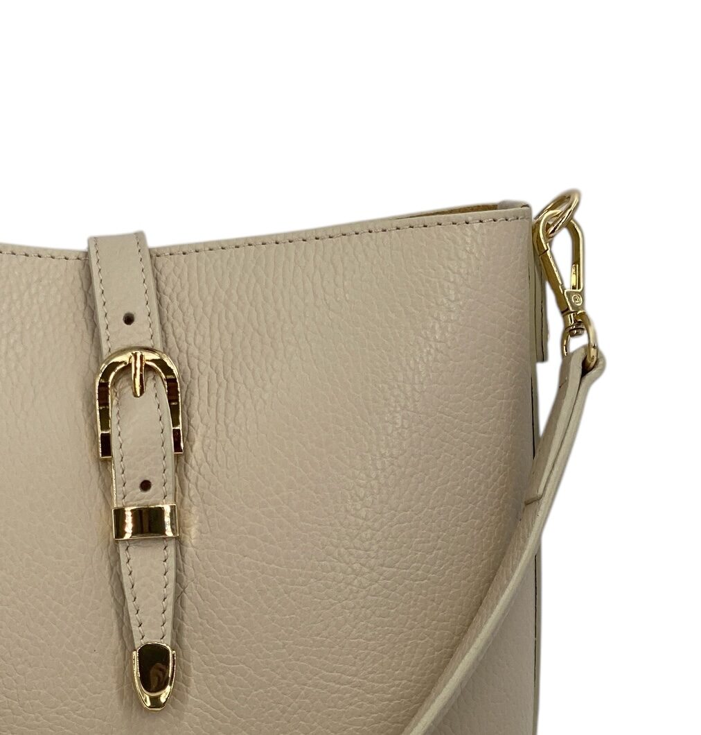 Chloe – Women's handbag and shoulder bag in genuine Italian leather with a solid and flexible structure