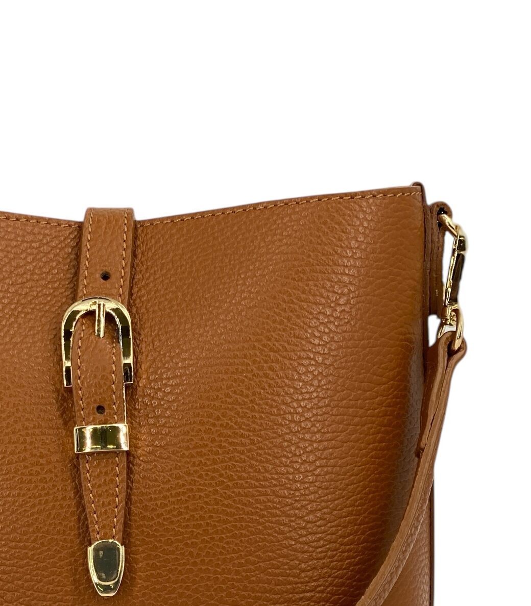 Chloe – Women's handbag and shoulder bag in genuine Italian leather with a solid and flexible structure