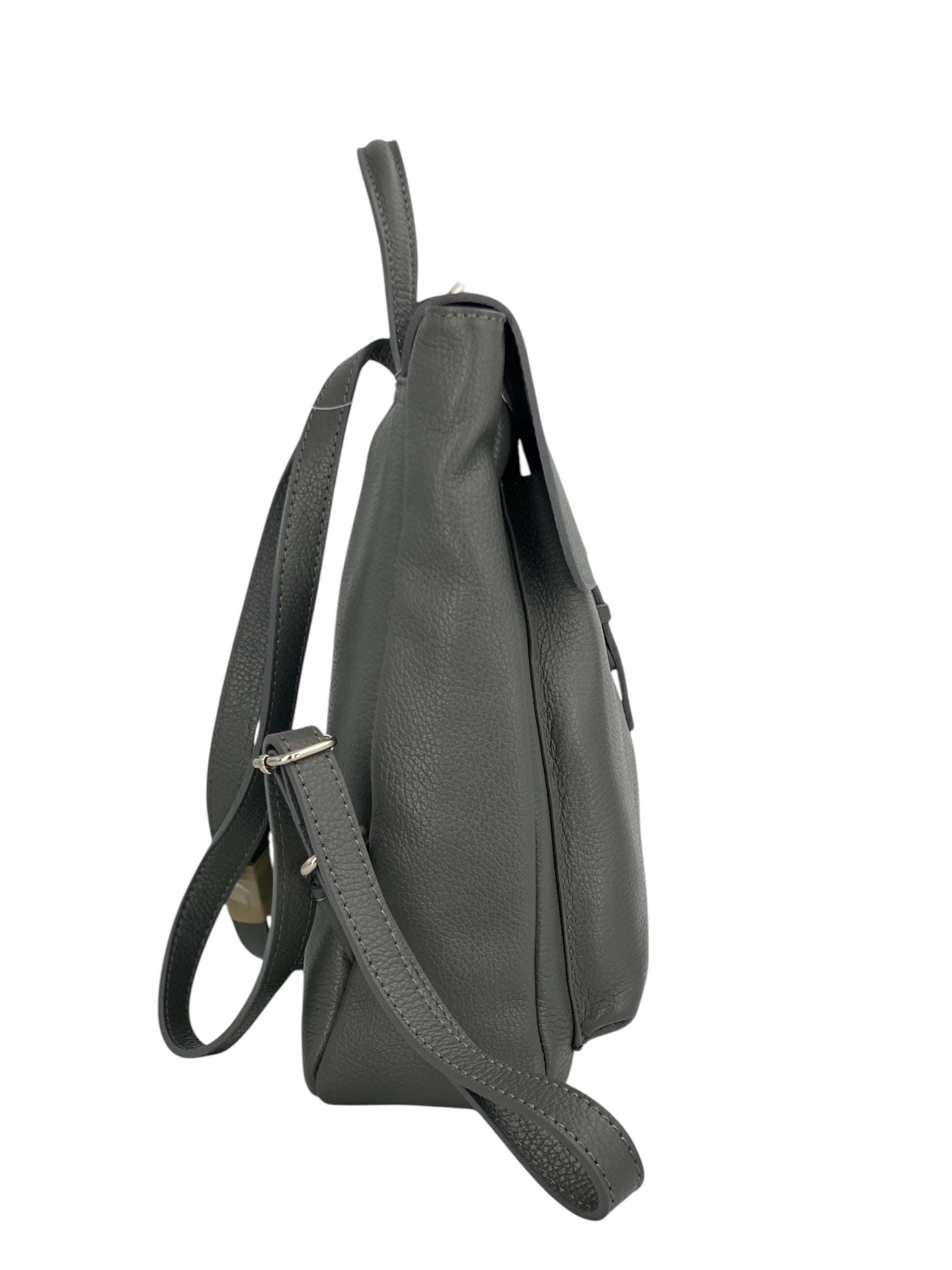 Manon – Women's backpack in genuine Italian leather with lined interior, front pocket and adjustable shoulder straps