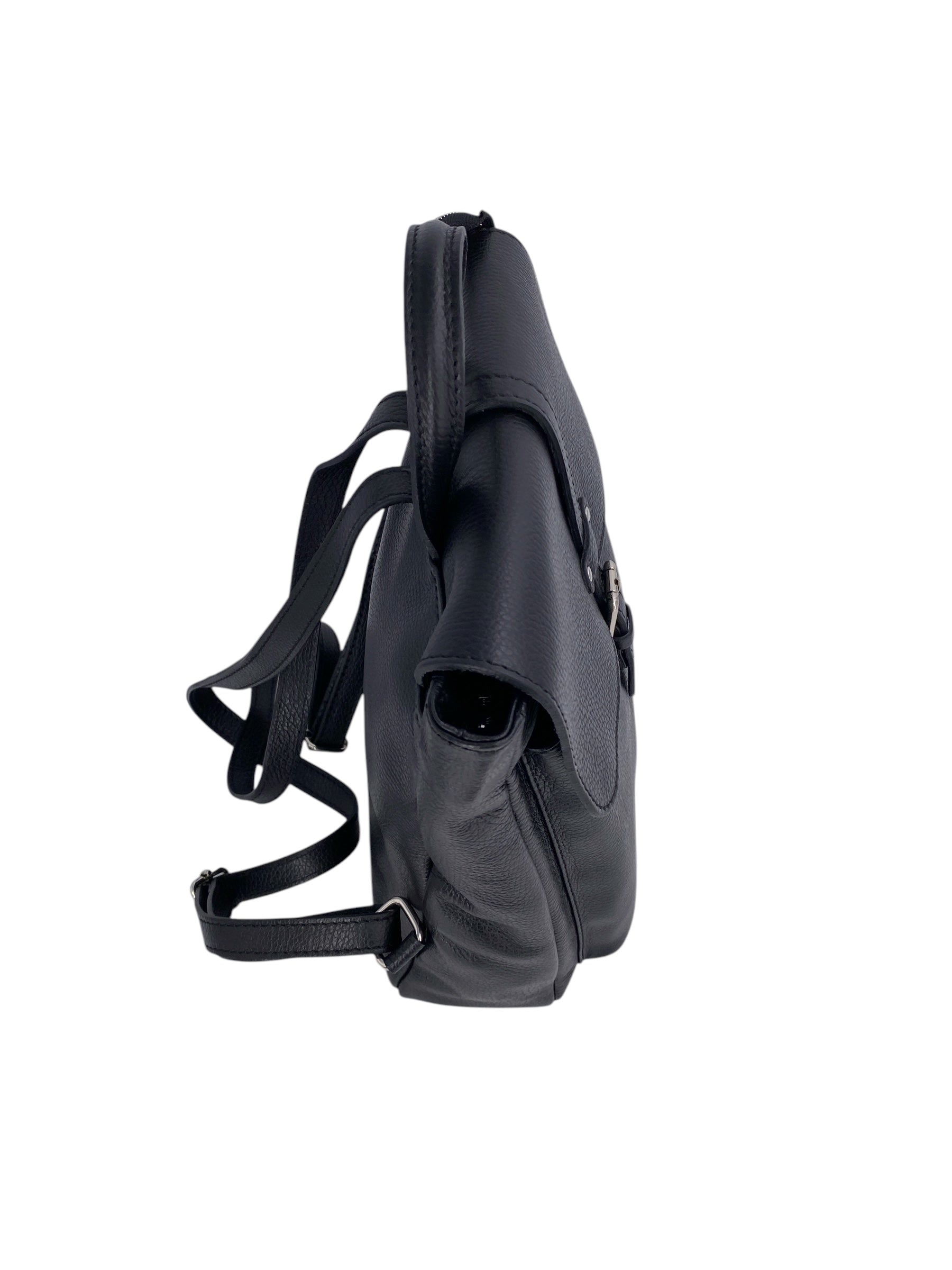 Manon – Women's backpack in genuine Italian leather with lined interior, front pocket and adjustable shoulder straps