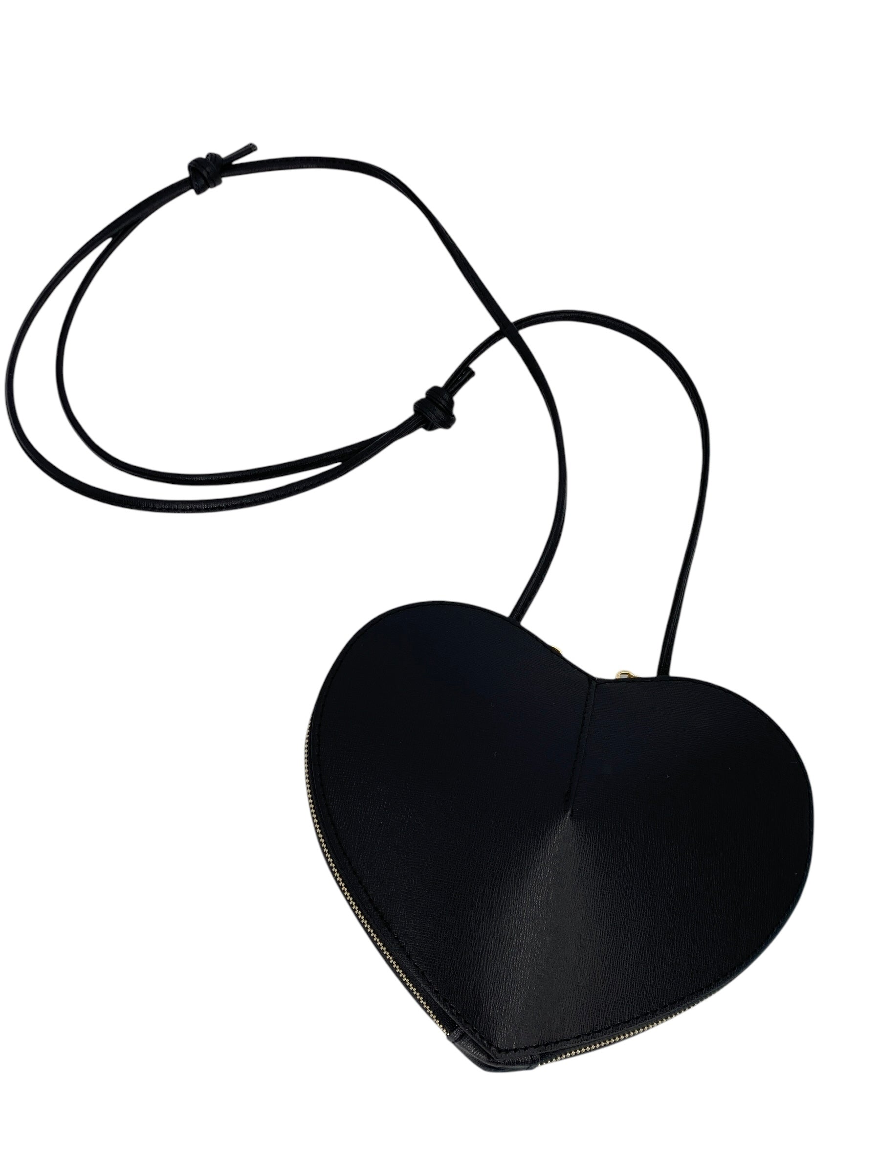 Claudine - Un pezzo di cuore Made in Italia