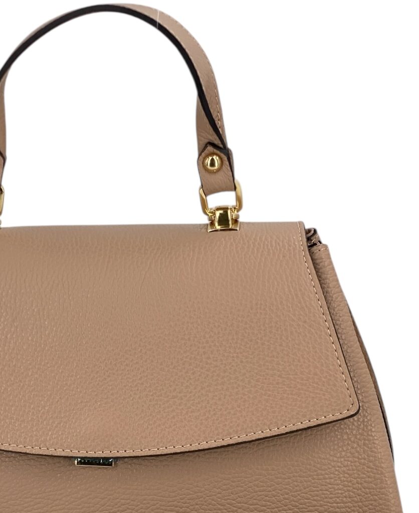 Marguerite - Eleganza Classica Con Dettagli Moderni