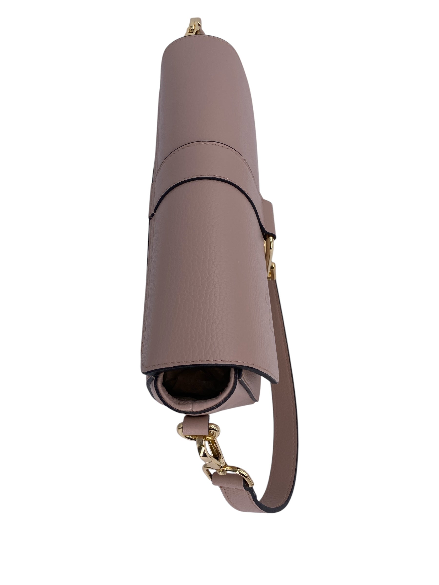Solene – Damen-Umhängetasche aus echtem italienischen Leder mit verstärkten Nähten und handveredelten Kanten