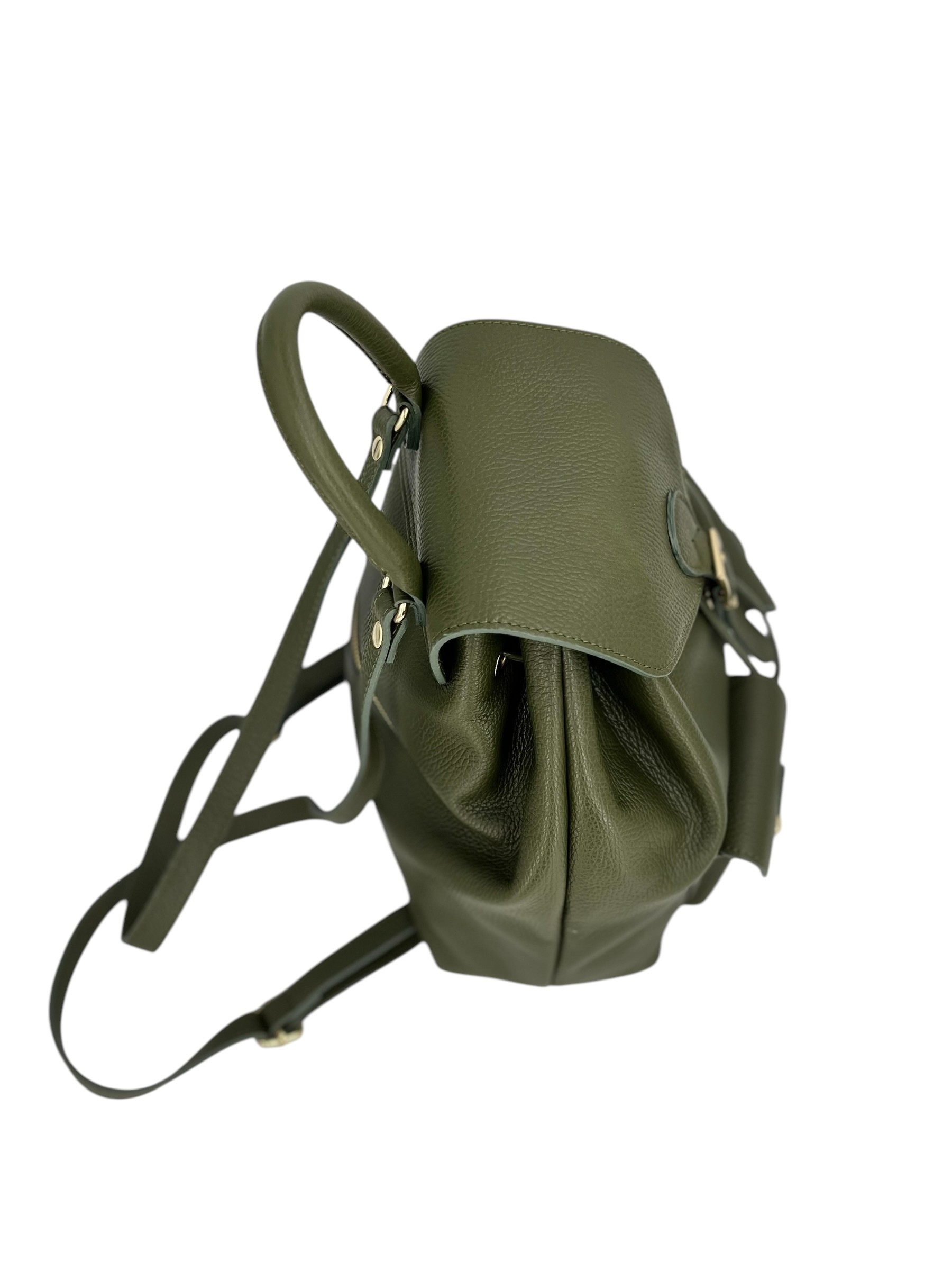 Emma – Women's backpack in genuine Italian leather with adjustable shoulder straps, spacious interior and gold buckle