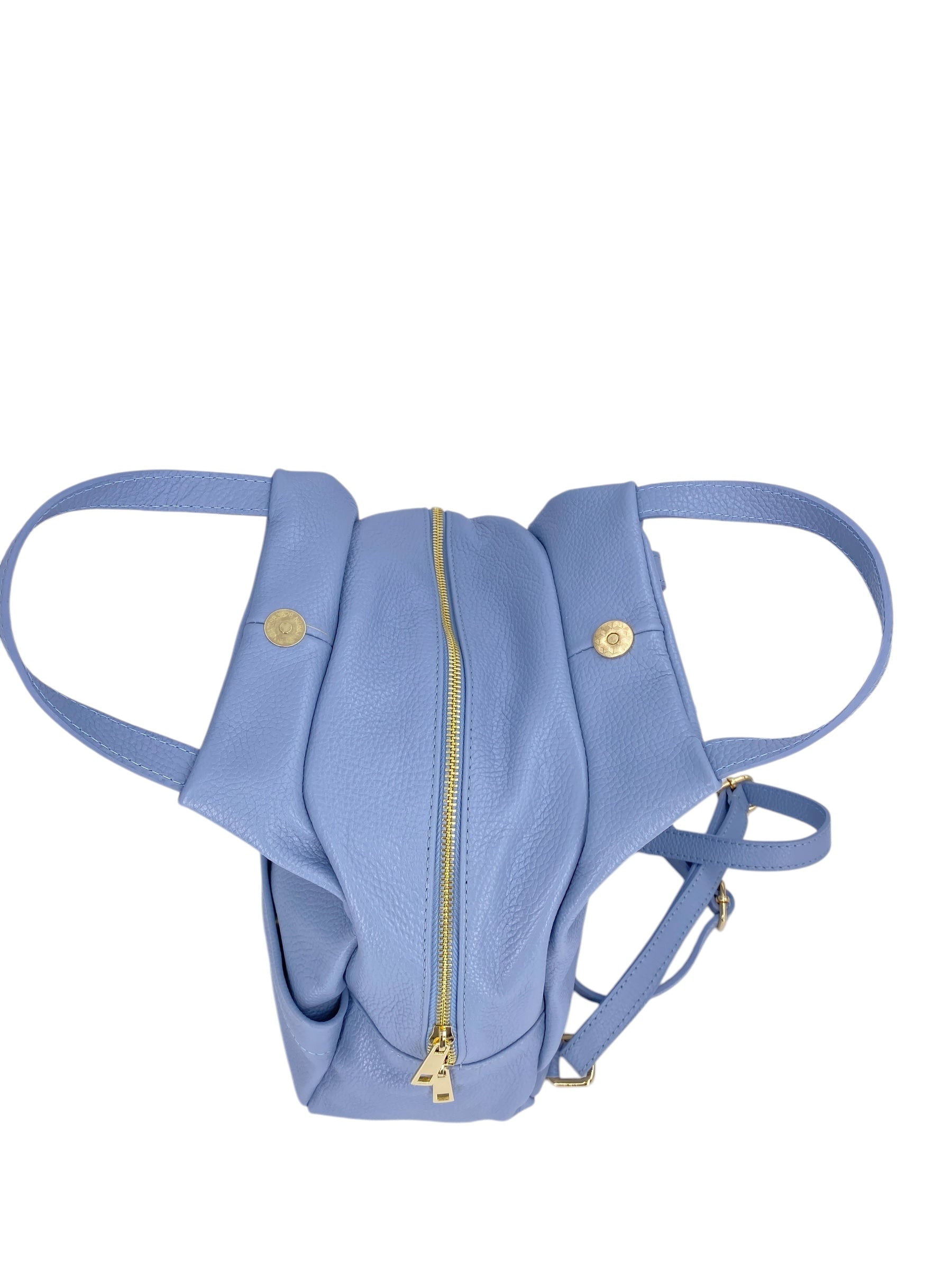 Margaux – Women's backpack in genuine Italian leather with a double gold zip and multiple pockets.