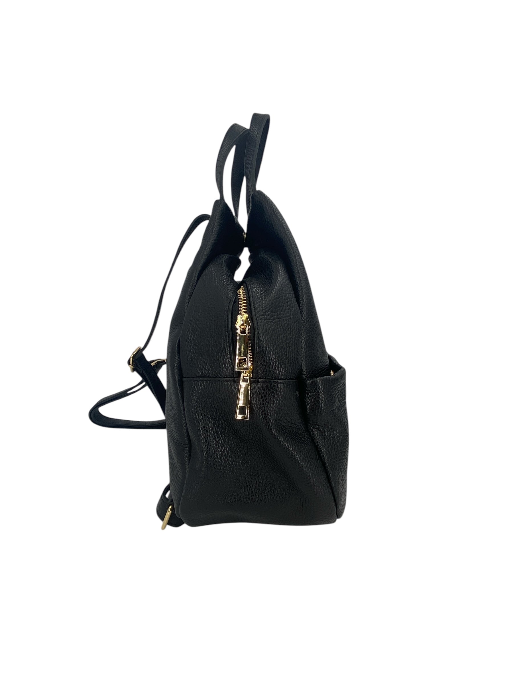 Margaux – Women's backpack in genuine Italian leather with a double gold zip and multiple pockets.
