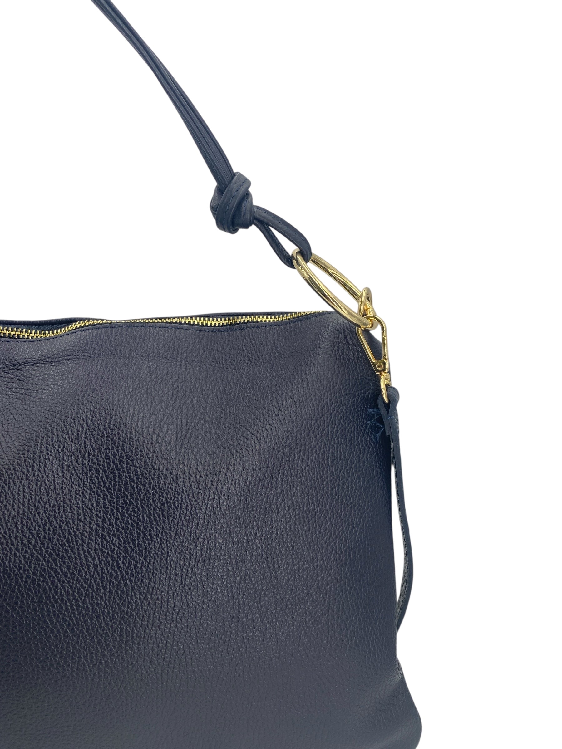 Salome – Damen-Umhängetasche aus echtem italienischen Leder mit geräumigem Innenraum