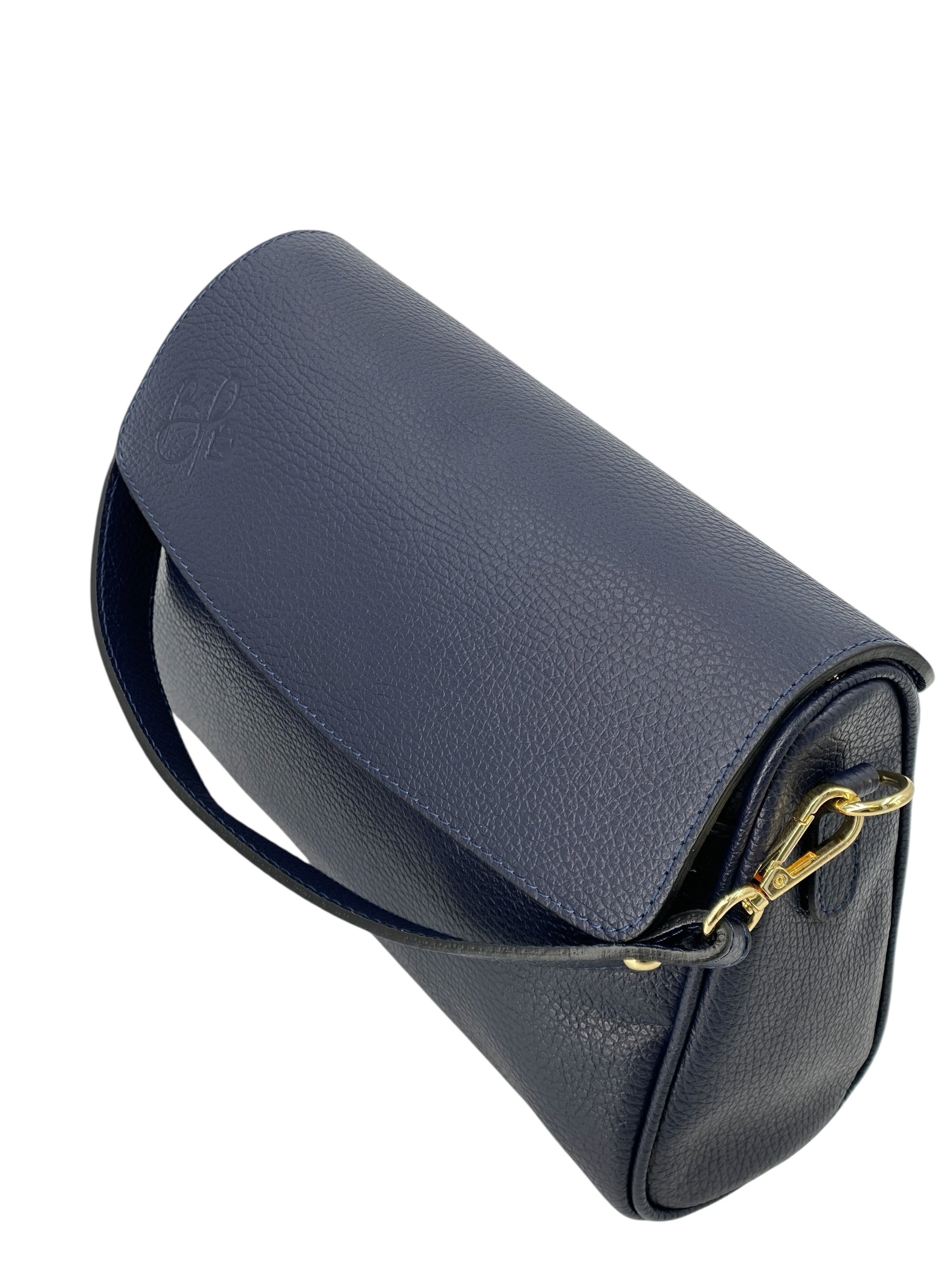 Alicia - stile delicato, carattere deciso.