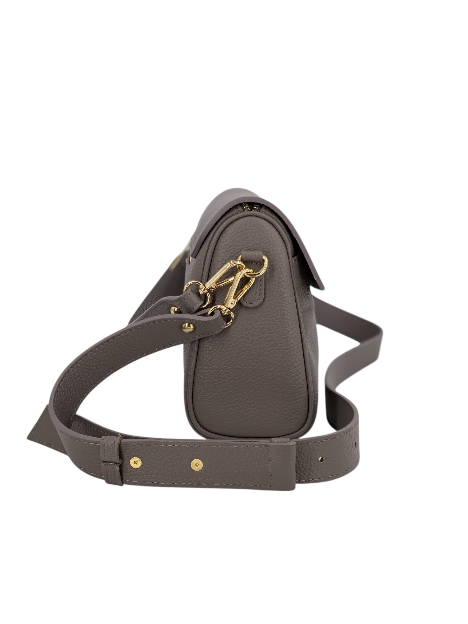 Alicia - stile delicato, carattere deciso.