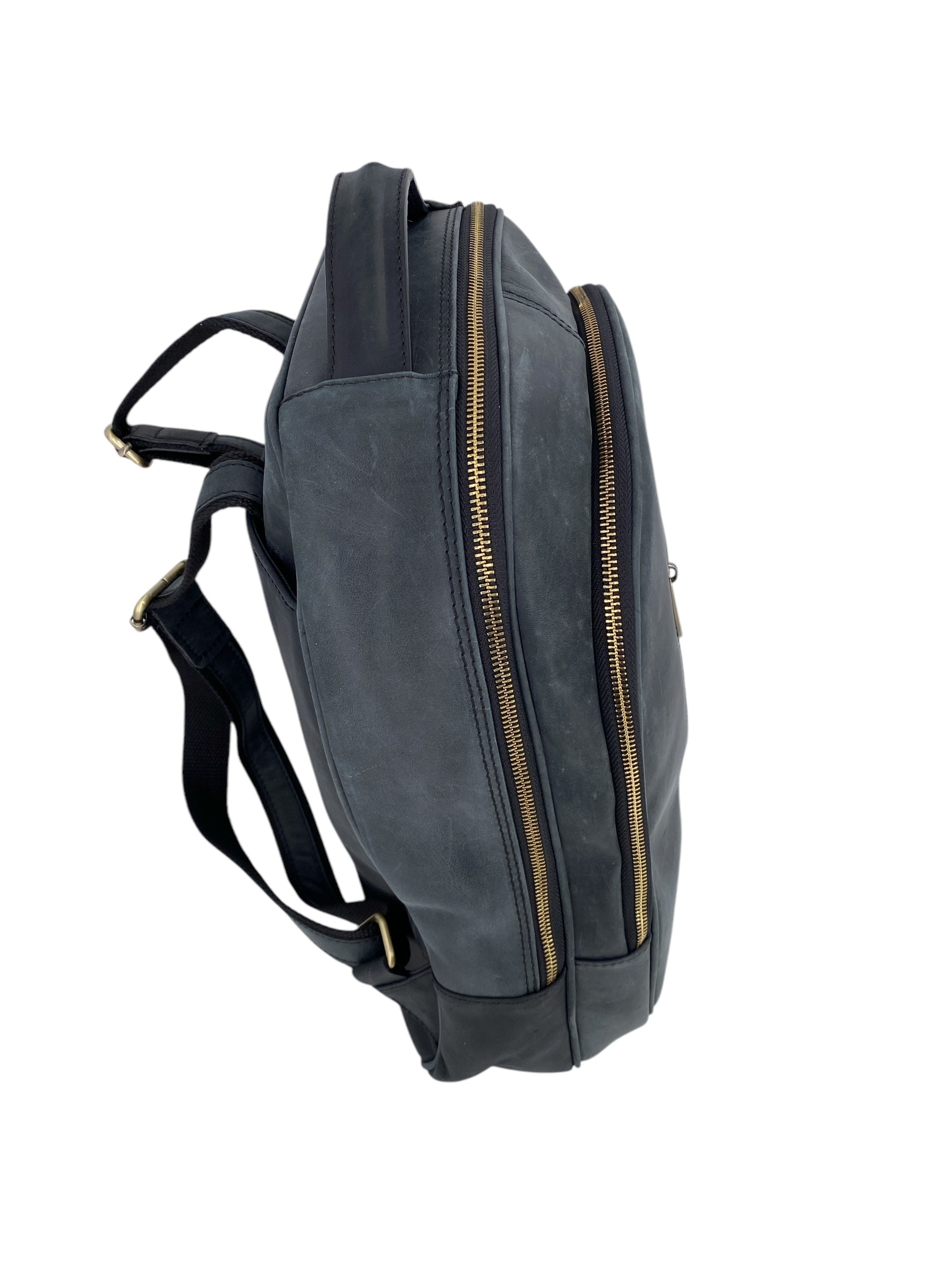 Pierre – Herrenrucksack aus echtem italienischen Leder mit 15-Zoll-Laptopfach