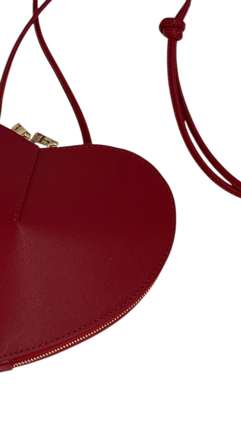 Claudine - Un pezzo di cuore Made in Italia