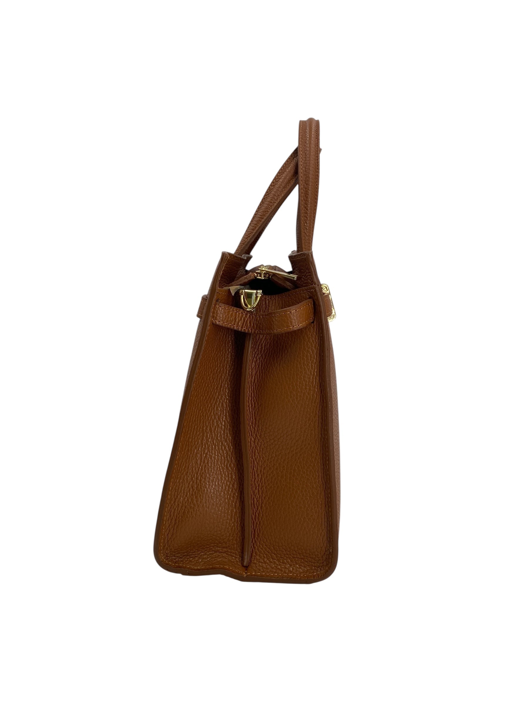 Francoise - Minimal Ed Eleganza A Portata Di Mano.