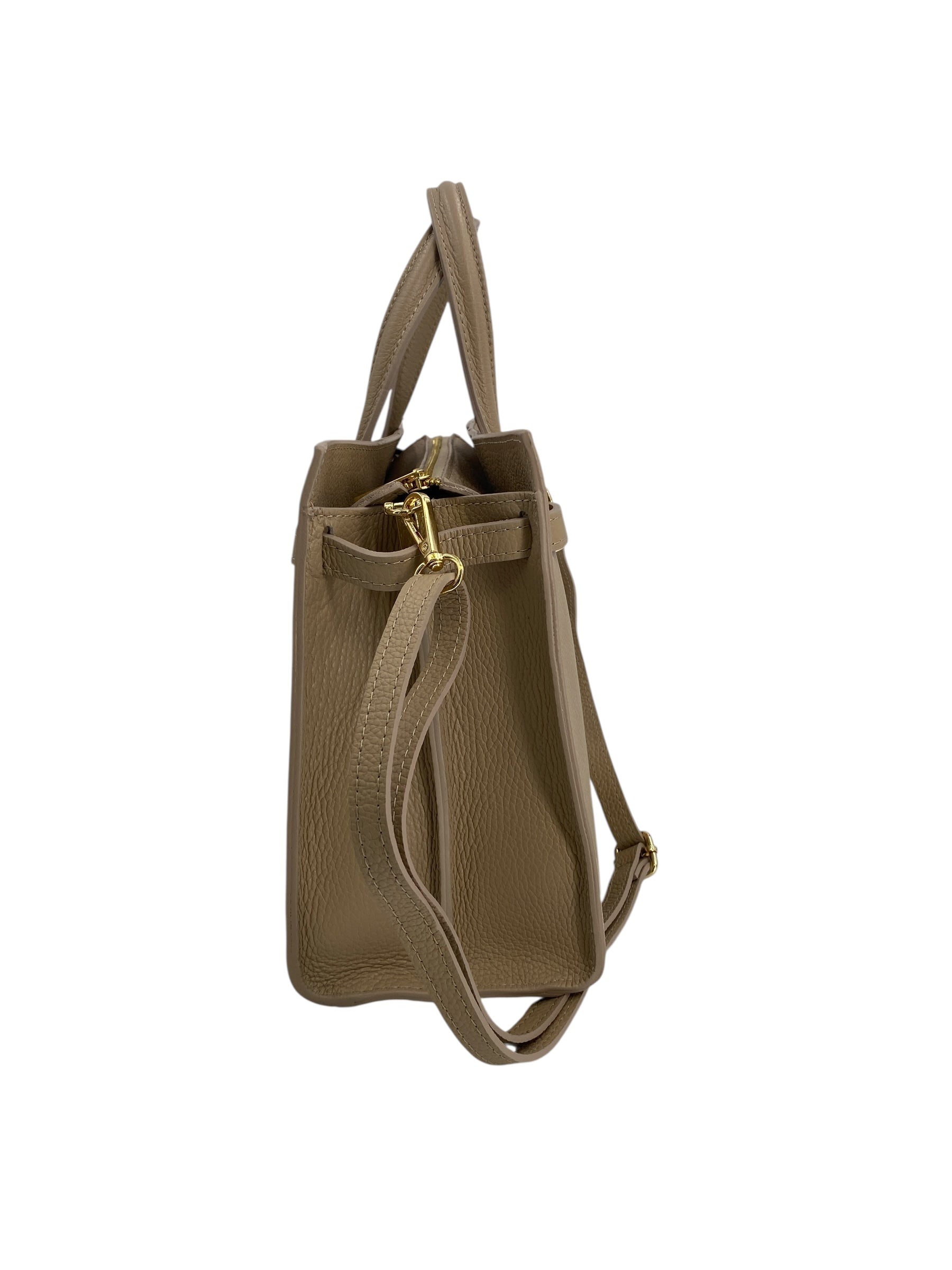 Francoise - Minimal Ed Eleganza A Portata Di Mano.