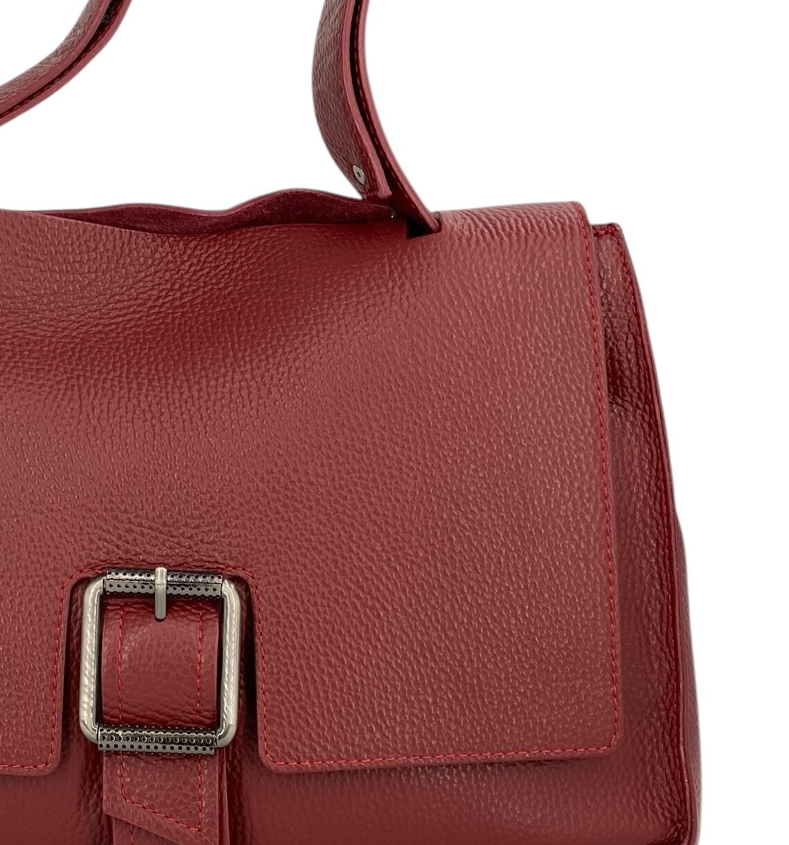 Marthe - Rosso passione, classe decisa.