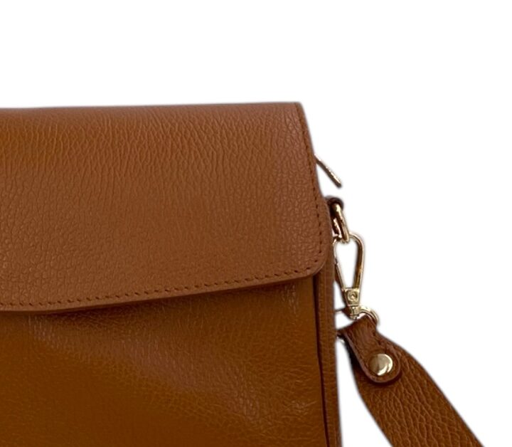 Alicia - stile delicato, carattere deciso.